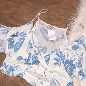 Ooh La La new w/tag blue floral cold shoulder top